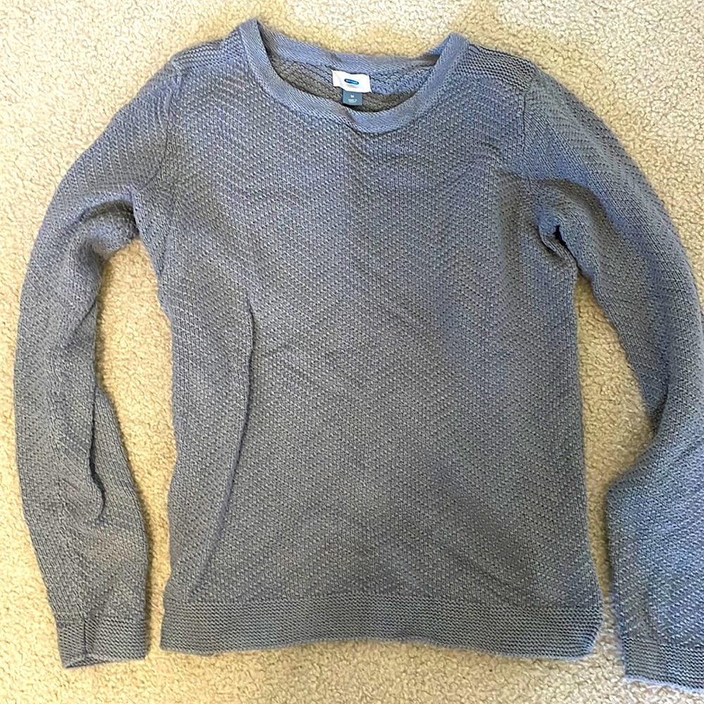 Old Navy Sweater, Women’s Size Medium, Great Condition!